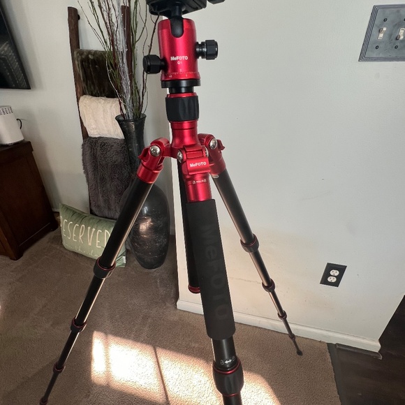 MeFOTO Camera Tri Pod - Picture 7 of 14